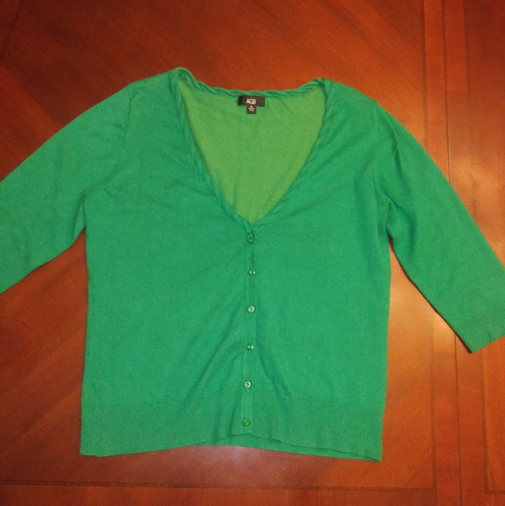 Agb Button-Up Half Sleeve Cardigan Top